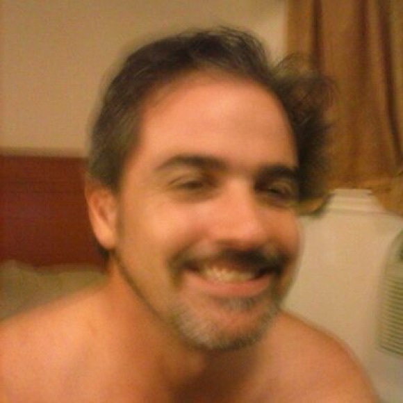 Meet your Posher, Natalie G - Picture 5 of 8